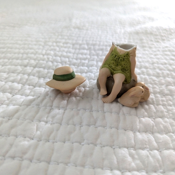 Vintage Holly Hobbie Figurine Collection – Set of 5 + Bonus Mini Cats - Picture 13 of 14